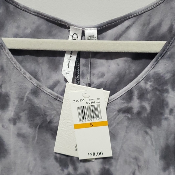5/$10 Cable & Gauge Size Small Gray Tie Dye Tank - Picture 2 of 6